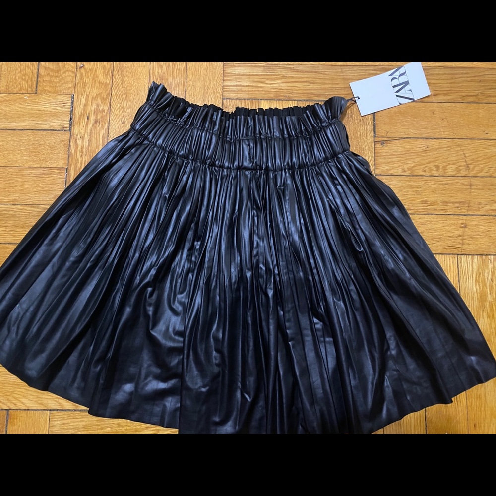 Zara Black Leather skirt